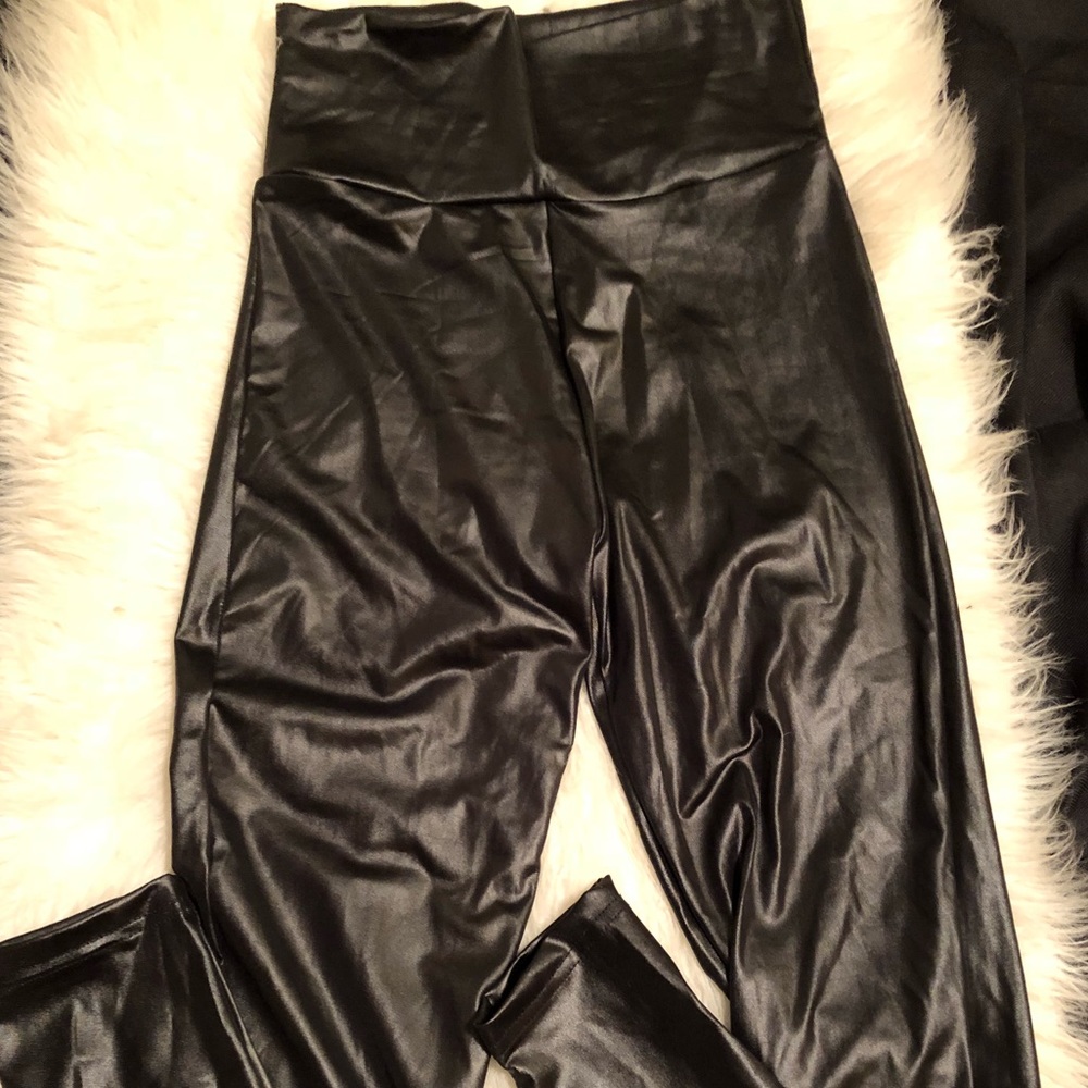 Leggings leather like